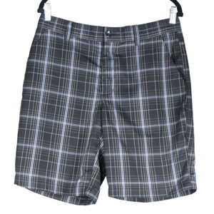Shark Greg Norman Tasso Elba Shorts Mens Size 30 Black Hybrid Performance Active